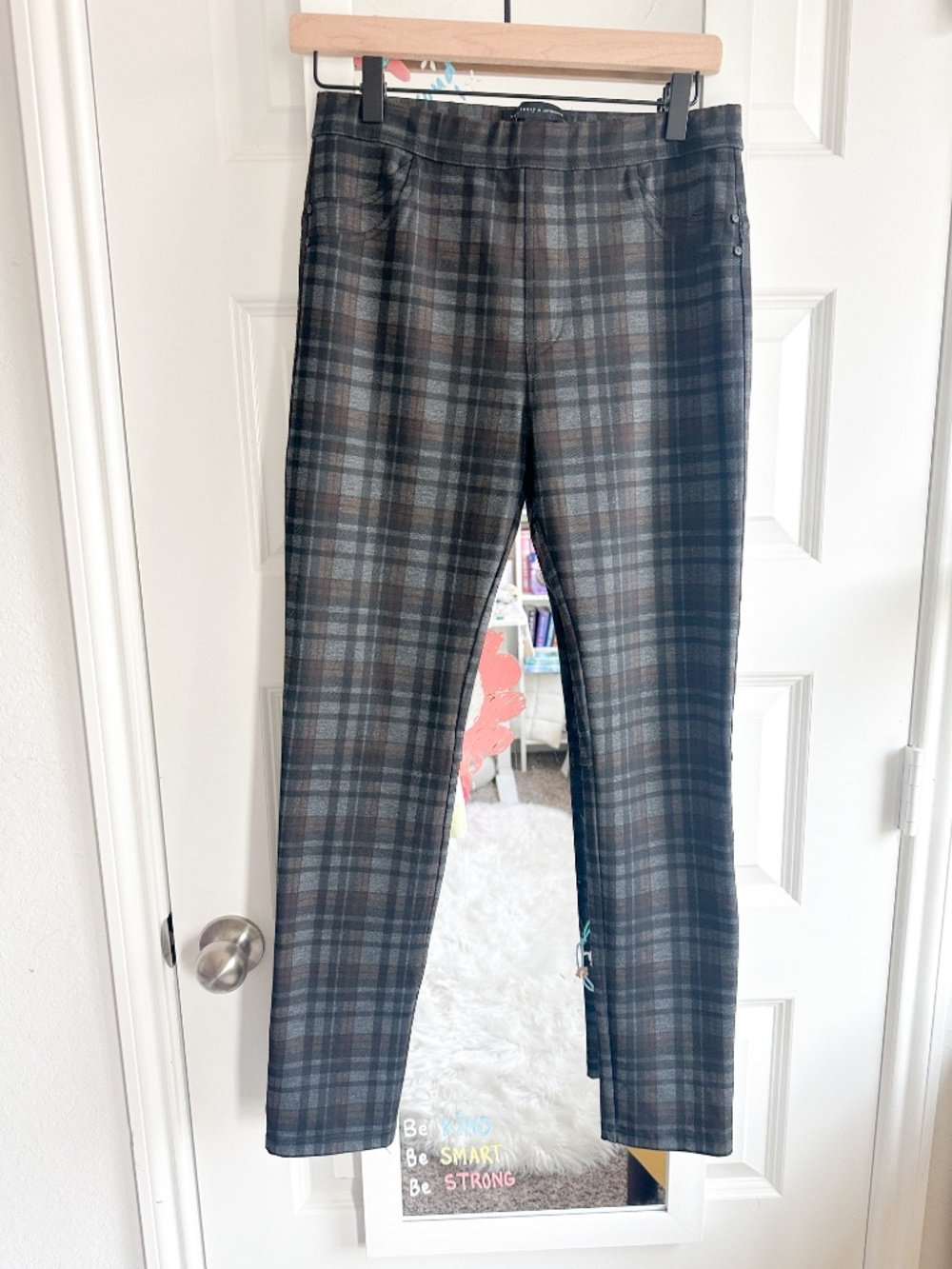 Sanctuary x Anthropologie Size M Plaid Pull On Skinny Ponte Pants Leggings